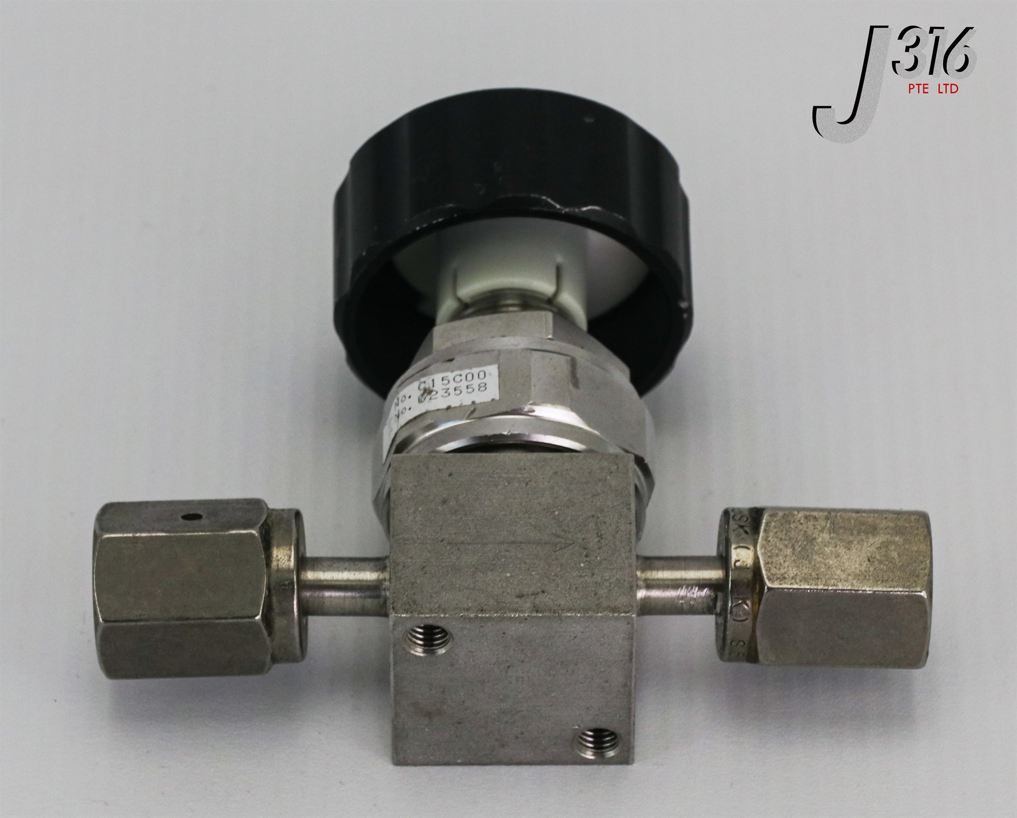 15364 FUJIKIN DIAPHRAGM VALVE, SOFT-SEAL 023558 | eBay